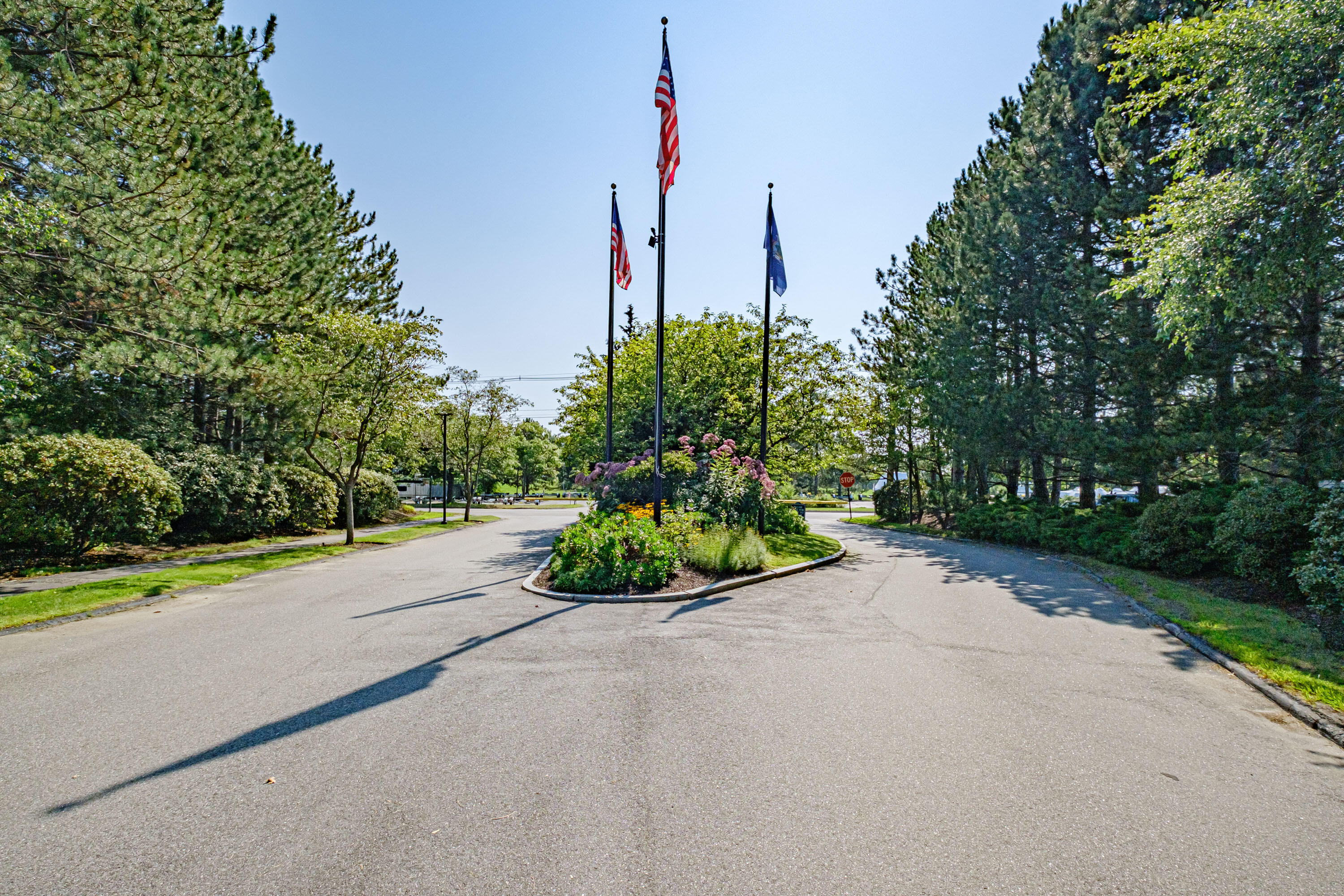 148 Breakwater Drive 601