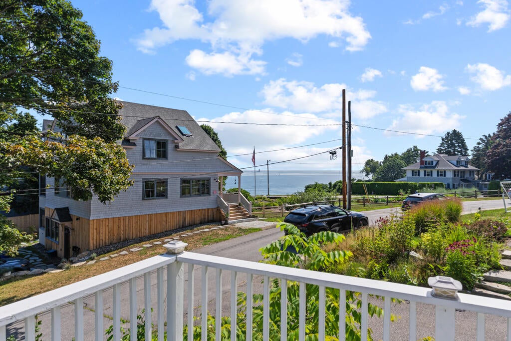16 Glen Avenue