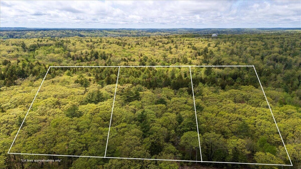 Photo of M3L2 3,4,5 Old Long Cove Road, Bristol, ME 04539 (MLS # 1664406)