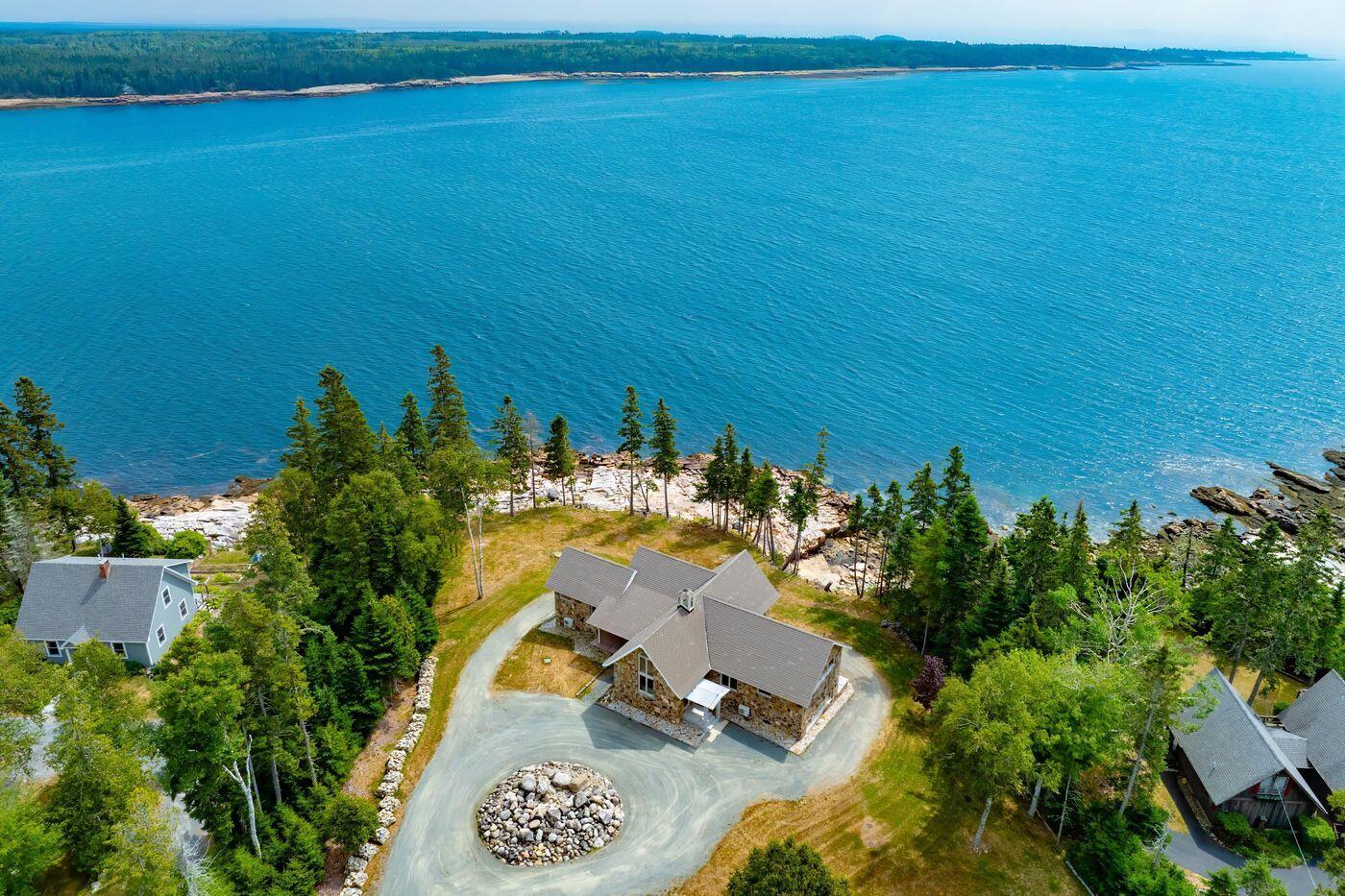 131 Lighthouse Point Road