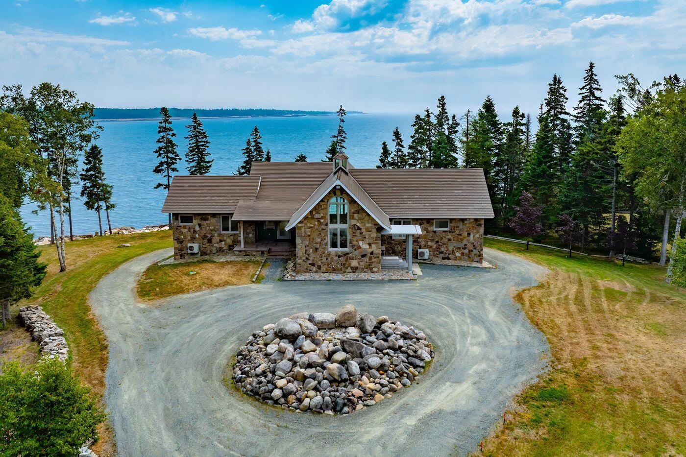 131 Lighthouse Point Road
