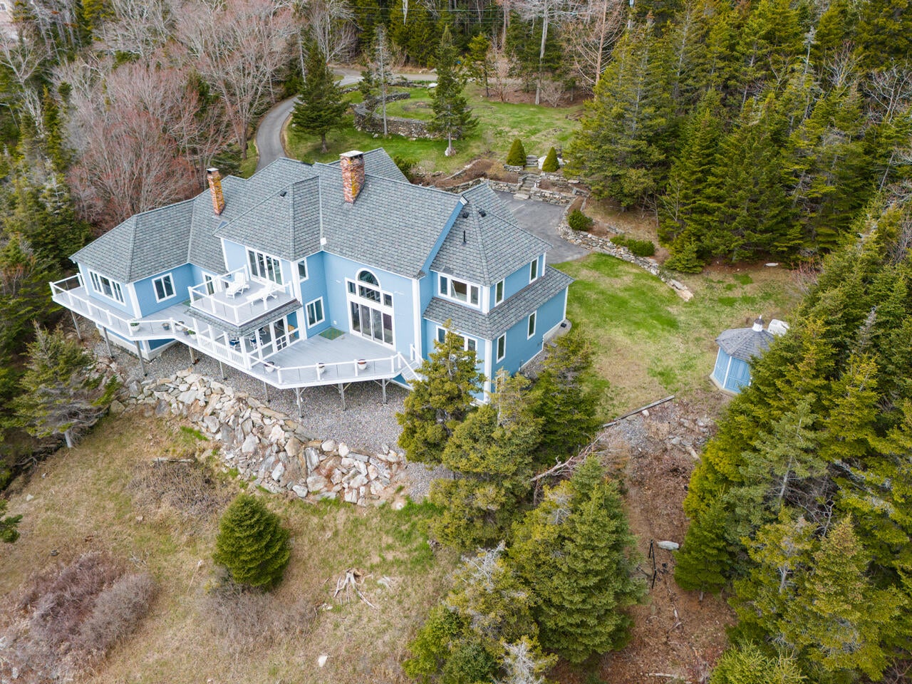 28 Yellow Head Road