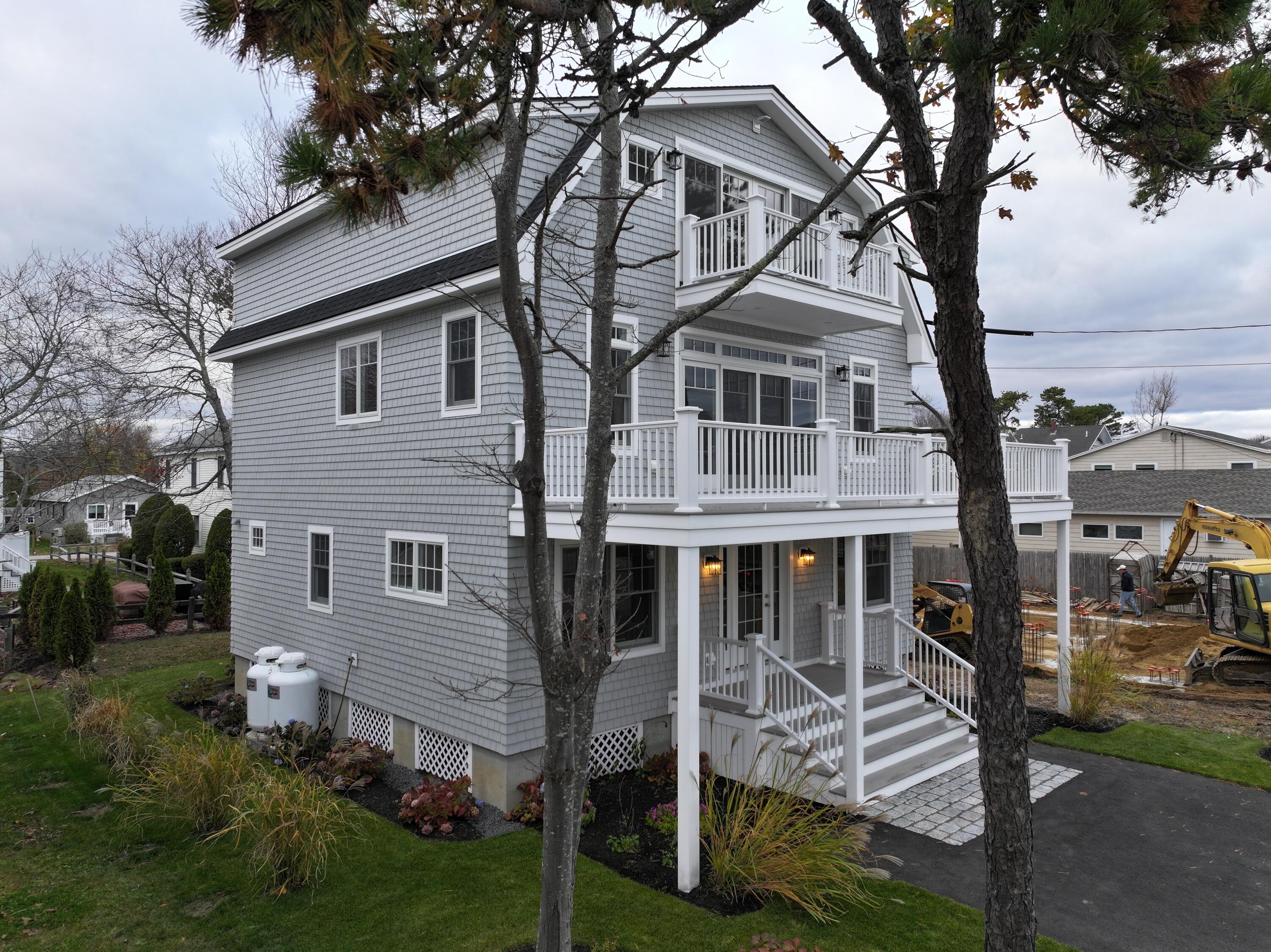 390 Ocean Avenue