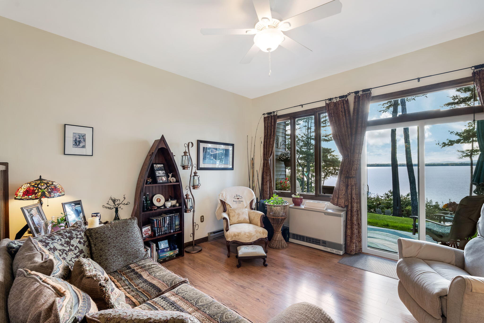 56-web-or-mls-1112-roosevelt-trail-apt-8