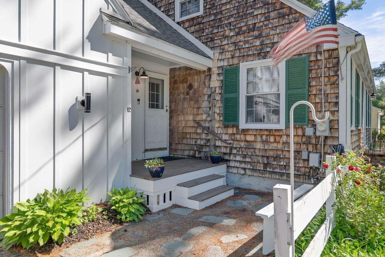 12 Arcadia Drive
