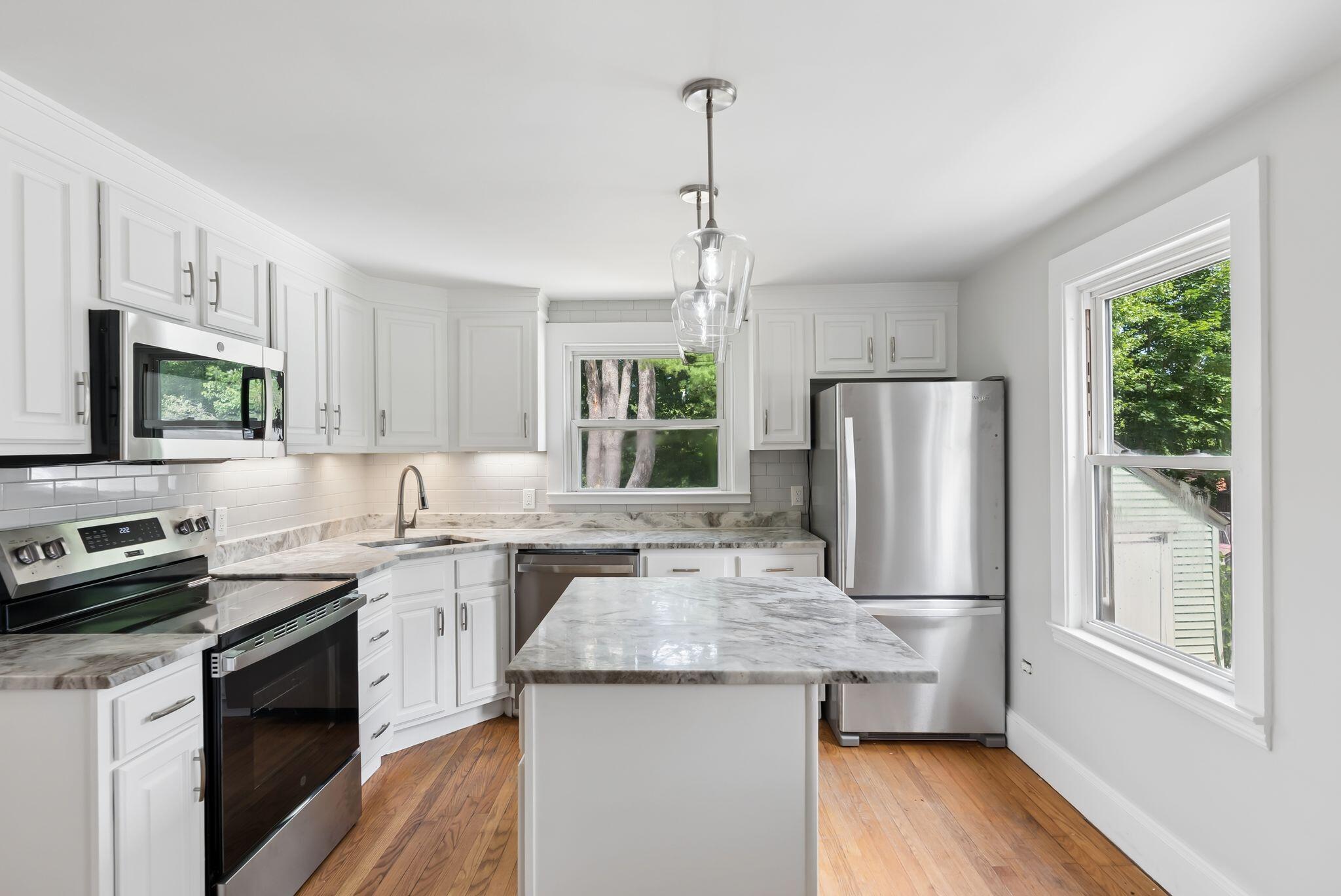 19 Fairlawn Avenue