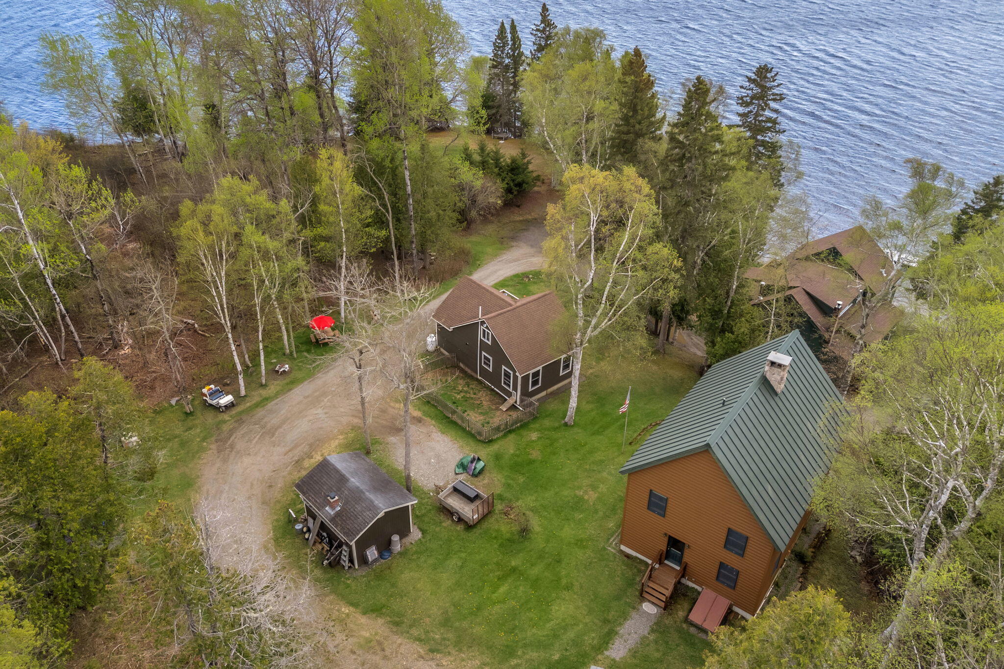 112 Lakeside Lodges Road