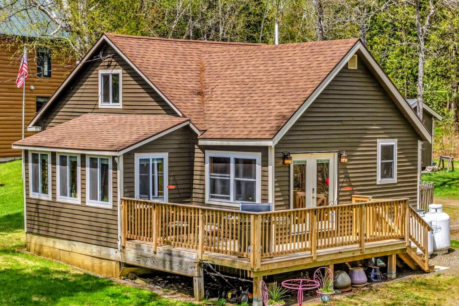 112 Lakeside Lodges Road