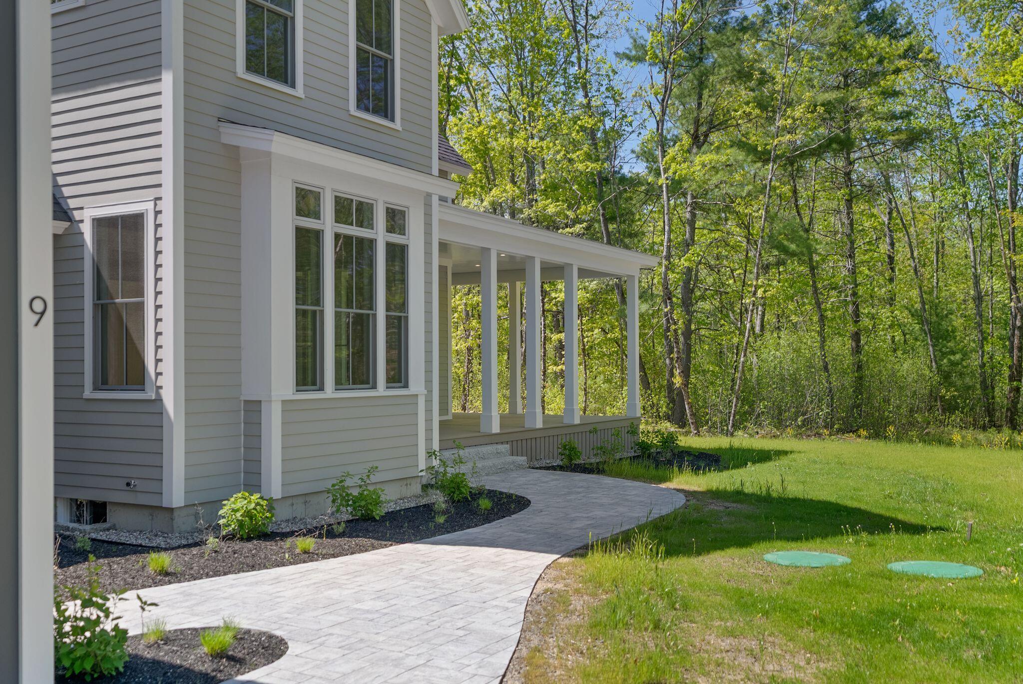 9 Acorn Avenue