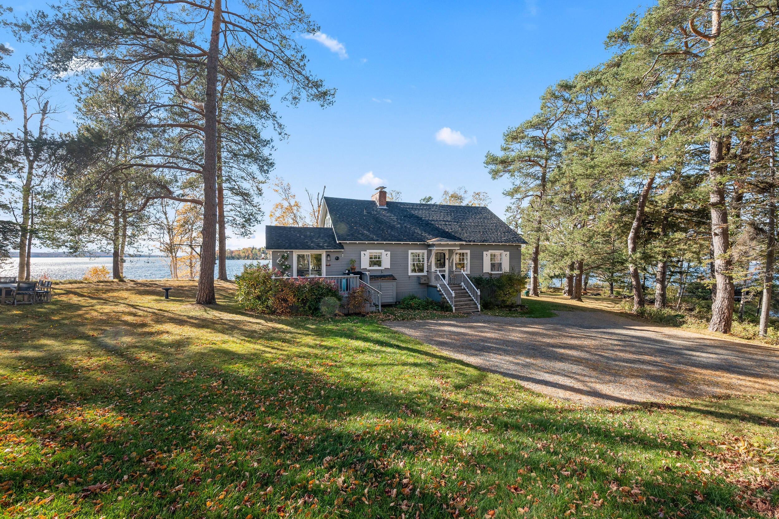 63 Lakehouse Road