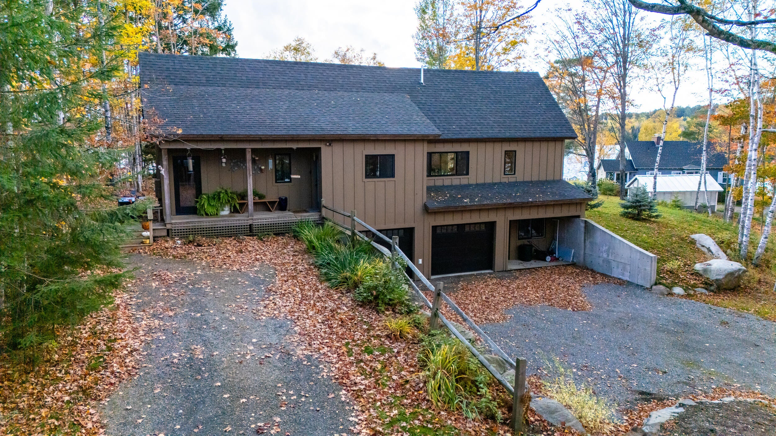 63 Lakehouse Road
