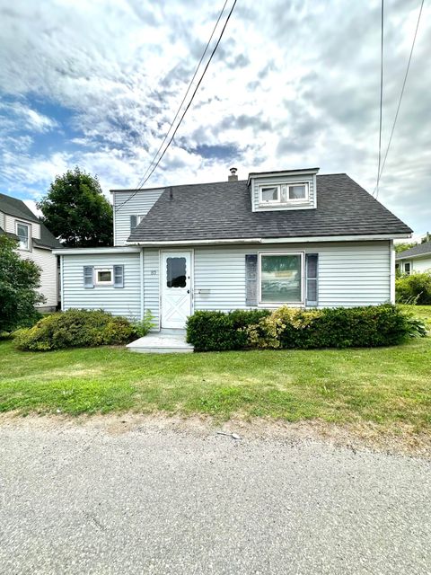 Photo of 80 Maverick Street, Rockland, ME 04841 (MLS # 1670806)