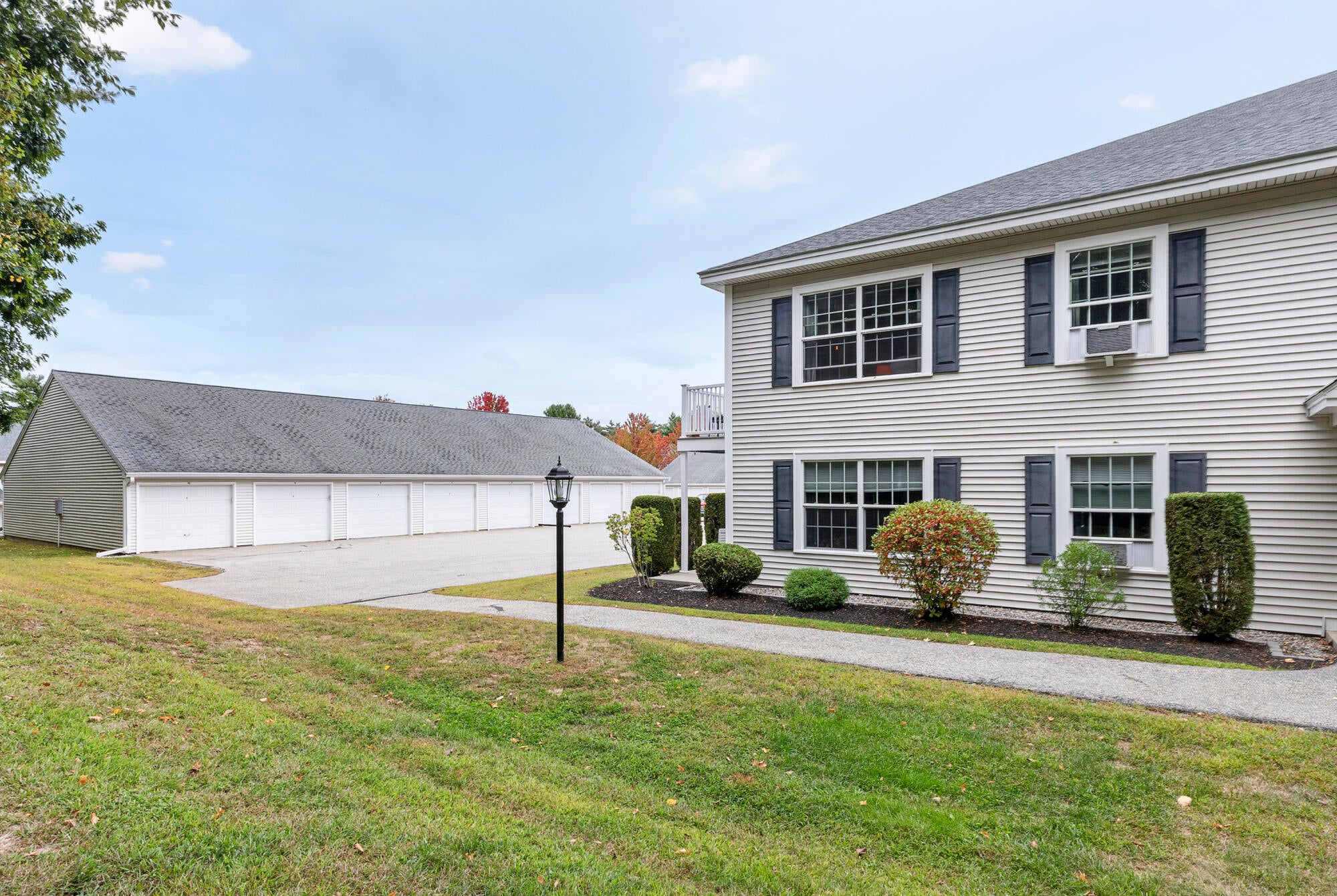 345 Saco Street 9