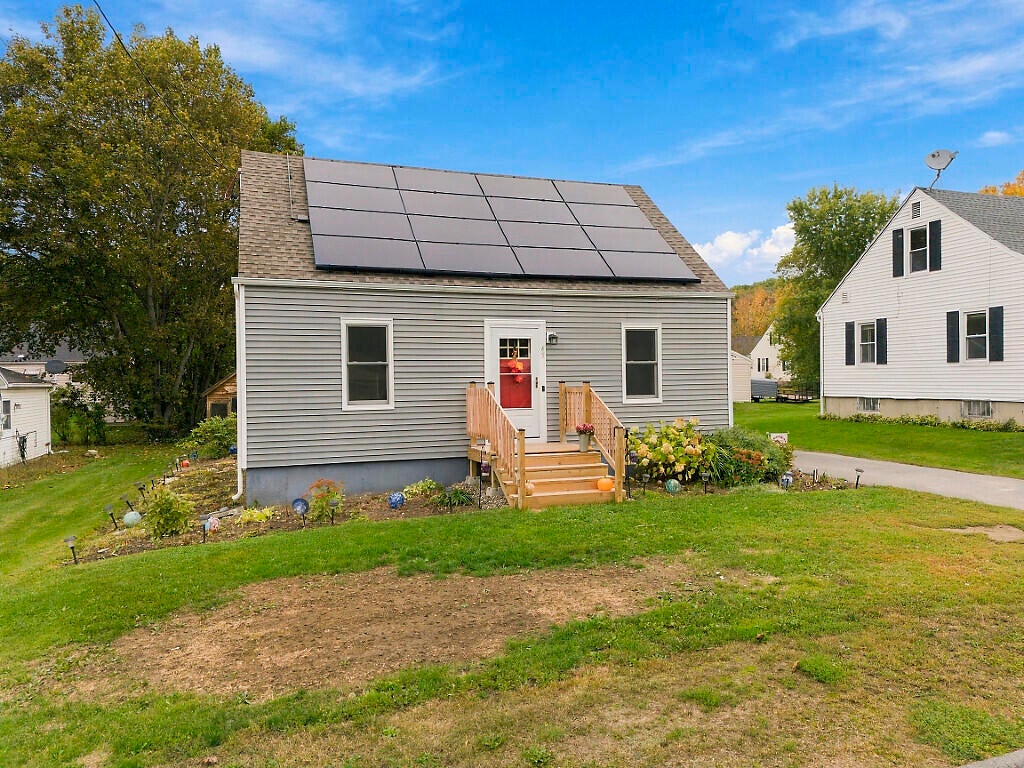 45 Newland Avenue
