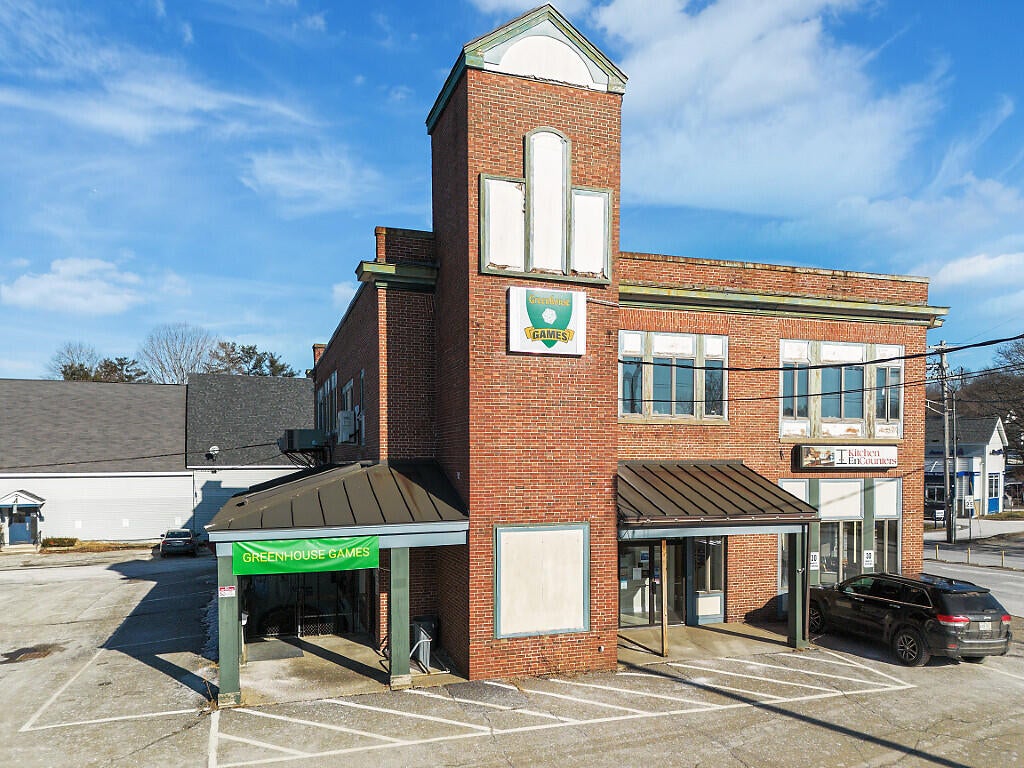 2 Bangor Street