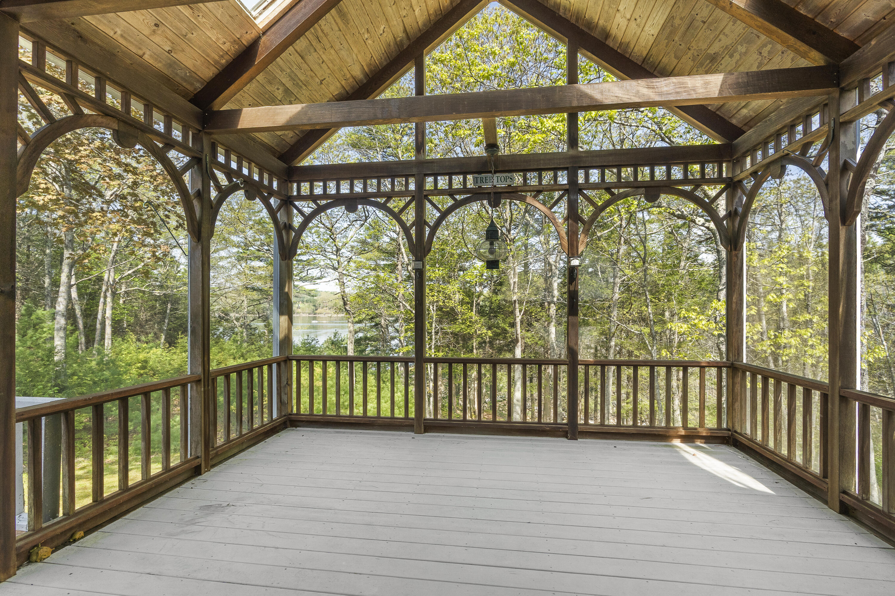 31 Woodward Farm Road
