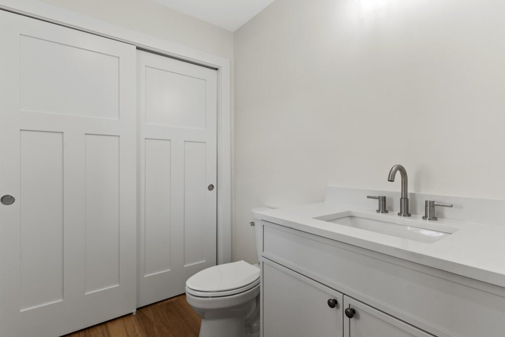 6 Landlocked Lane 6