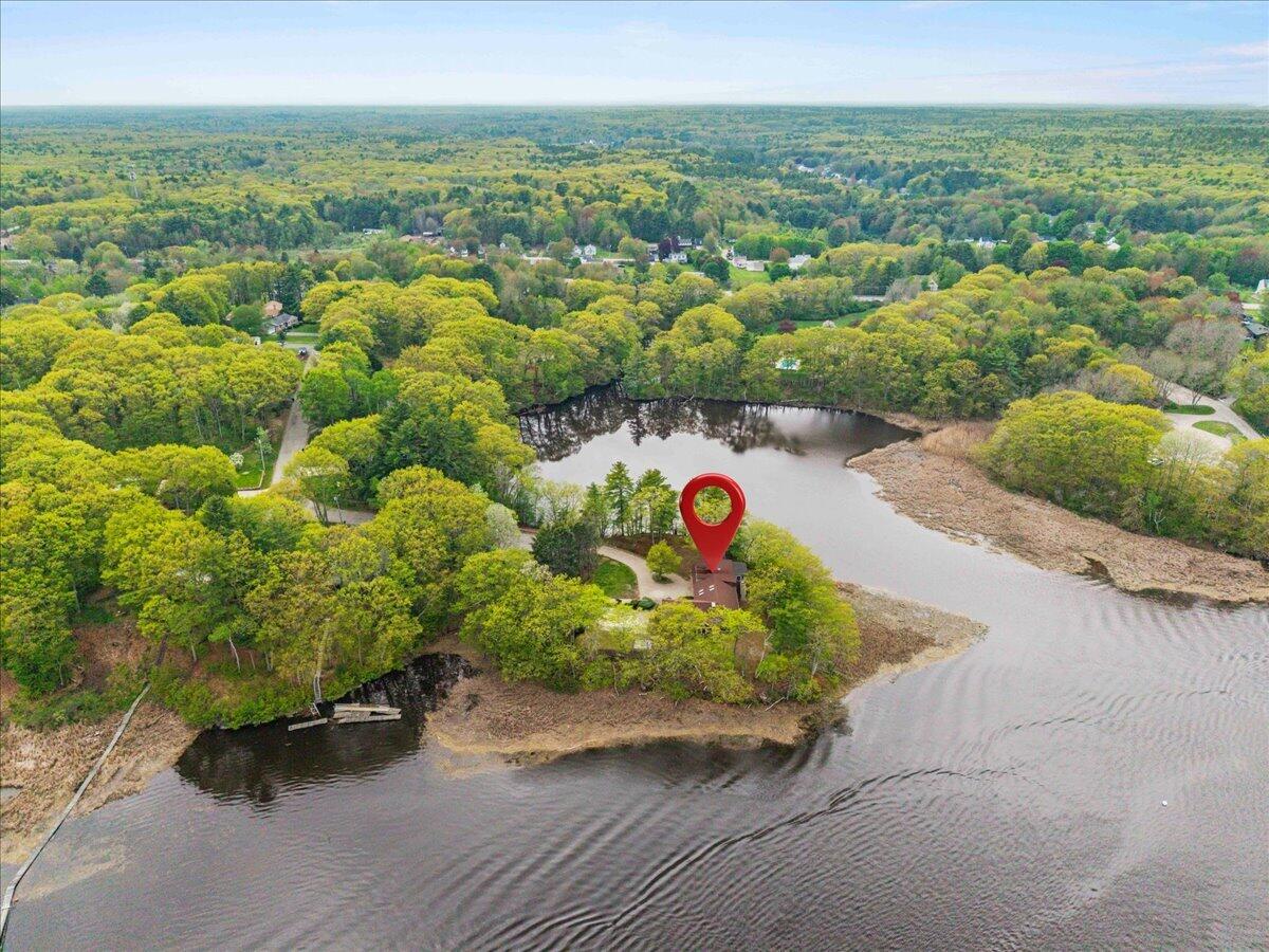 22 Crestwood Drive