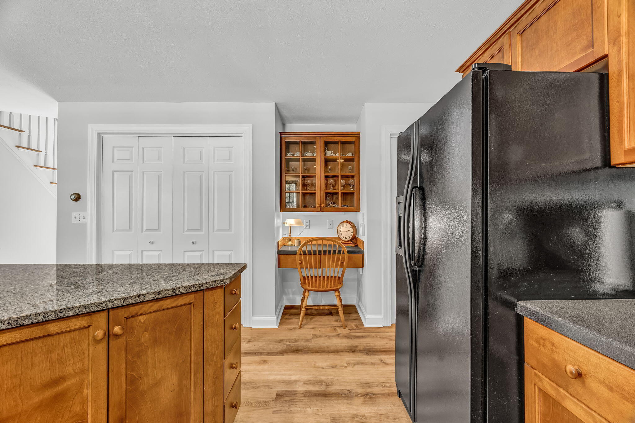 11 Goldenwood Drive