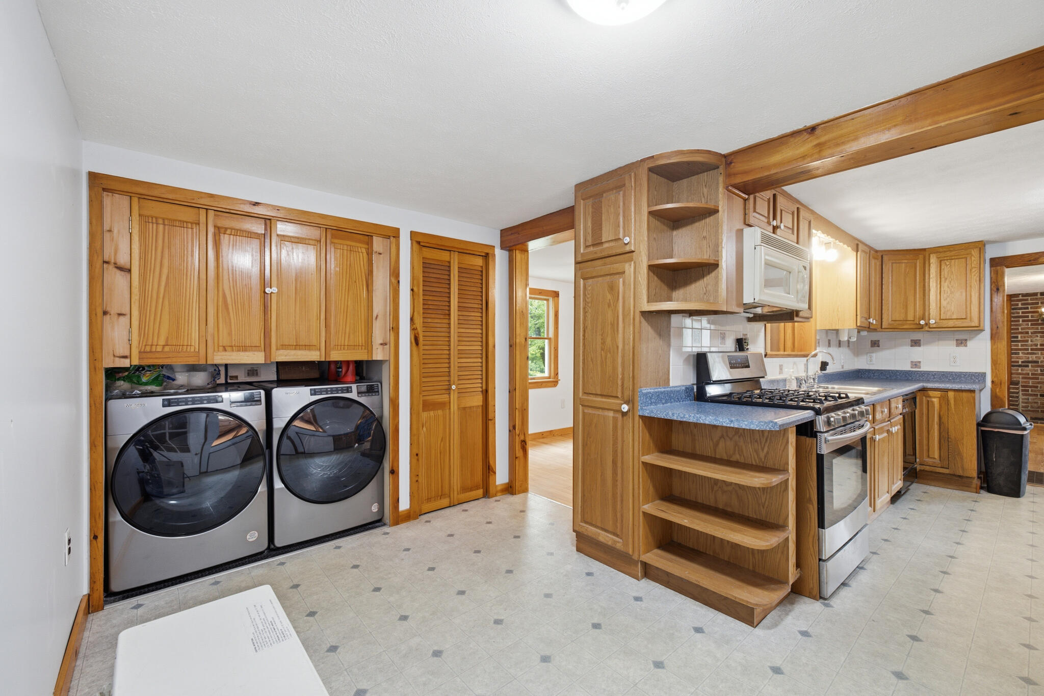 426 Hight Road