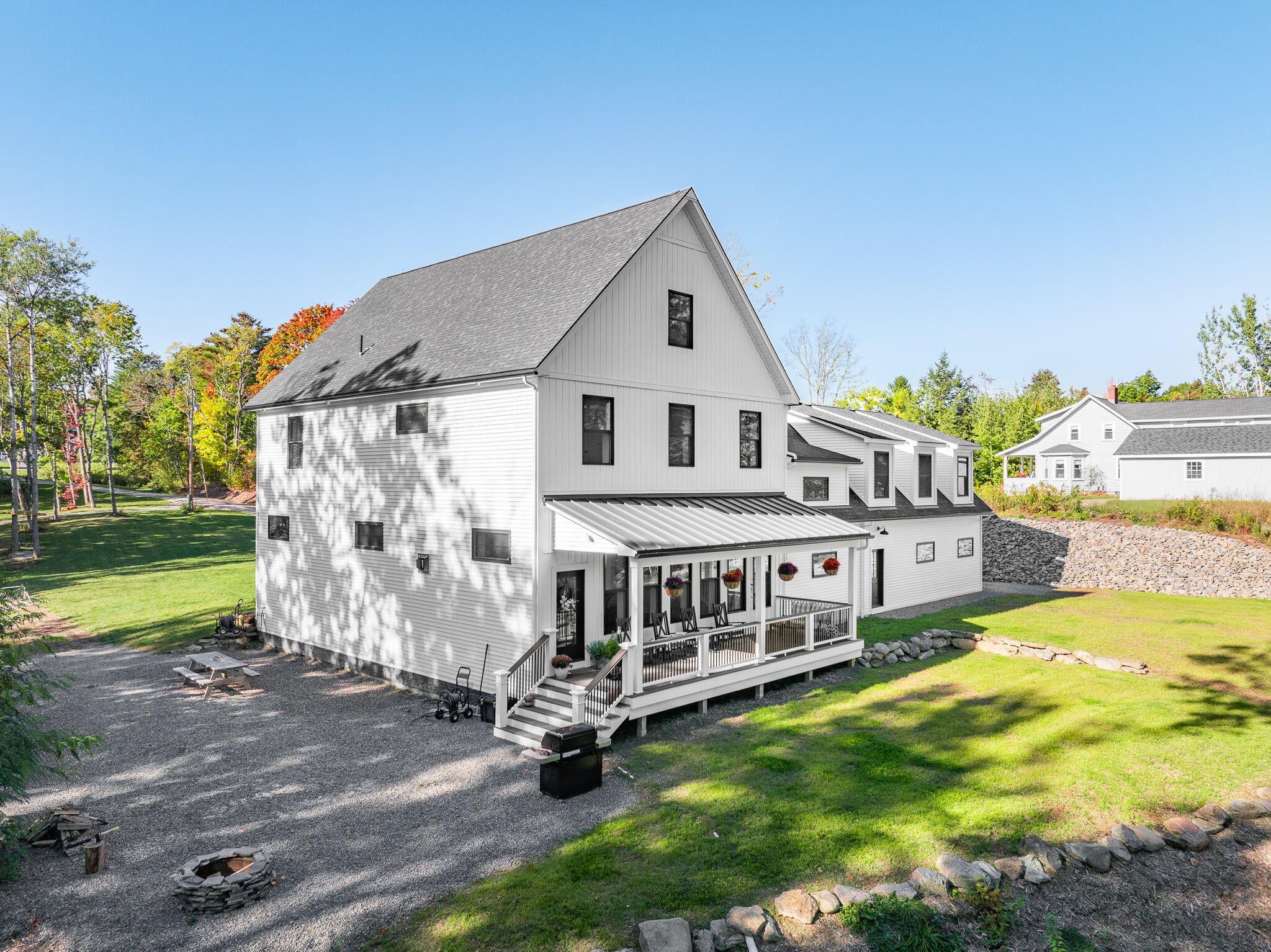 511 Main Road N