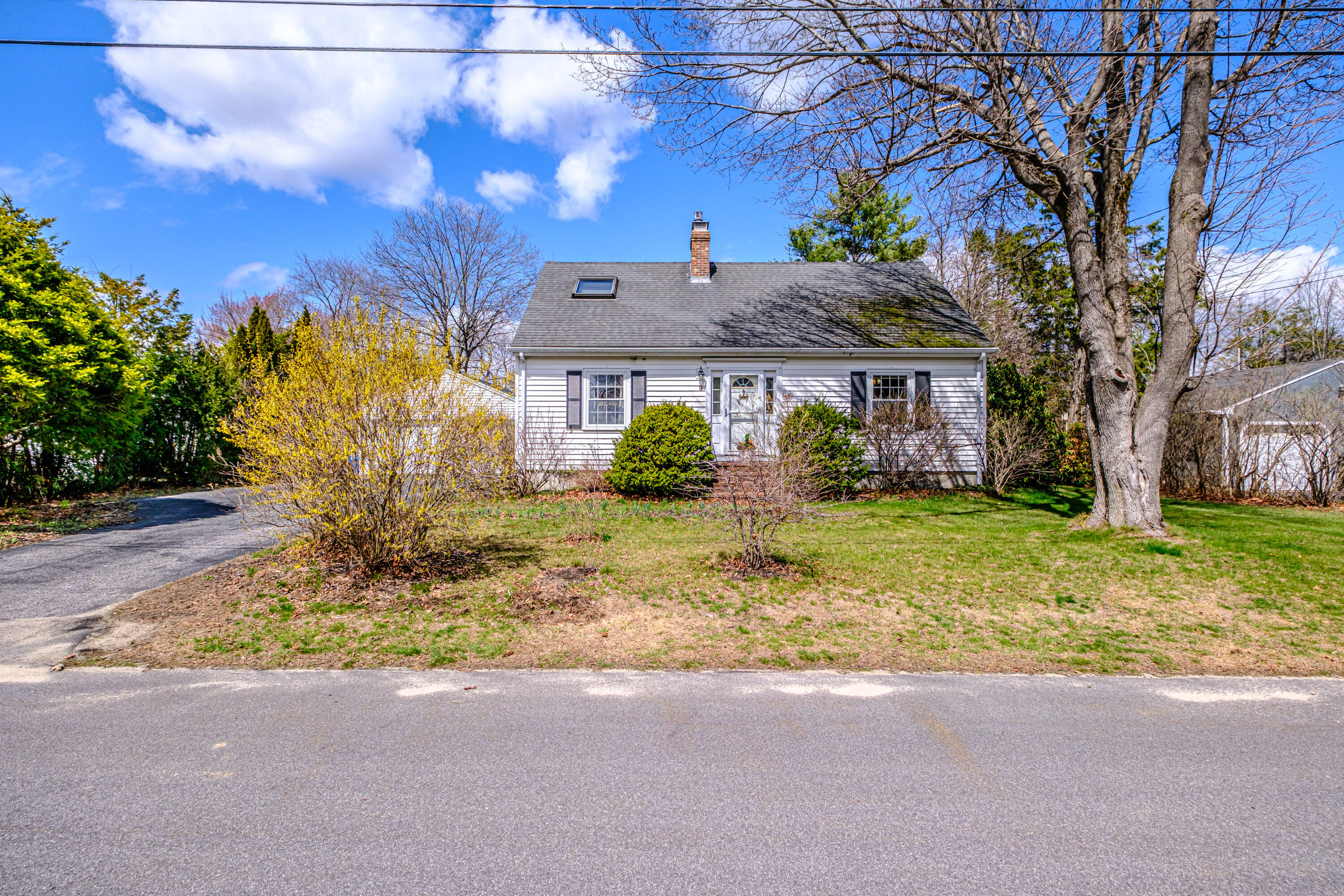 9 Pleasant Avenue