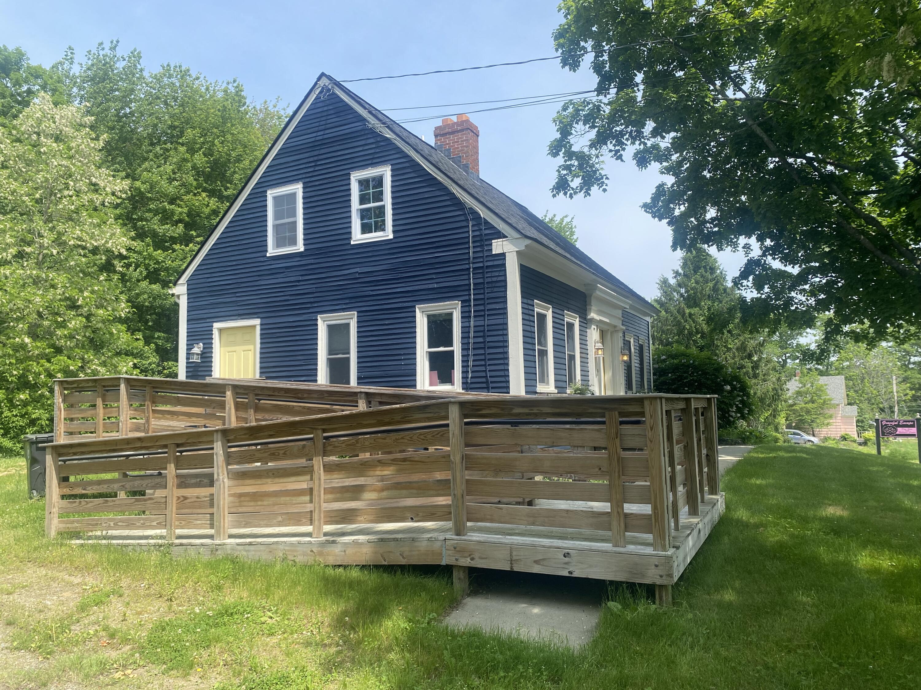 82 Portland Road