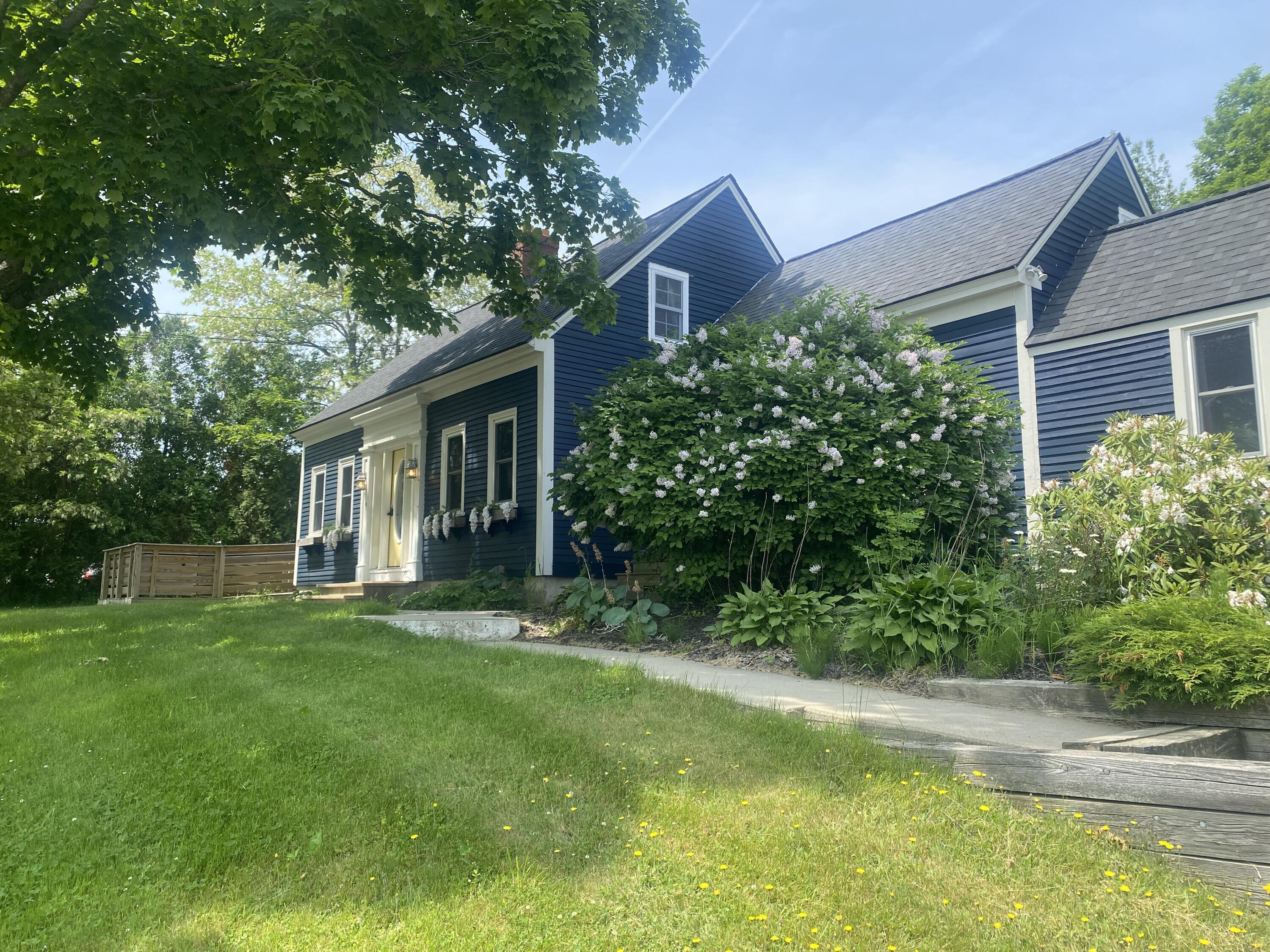 82 Portland Road