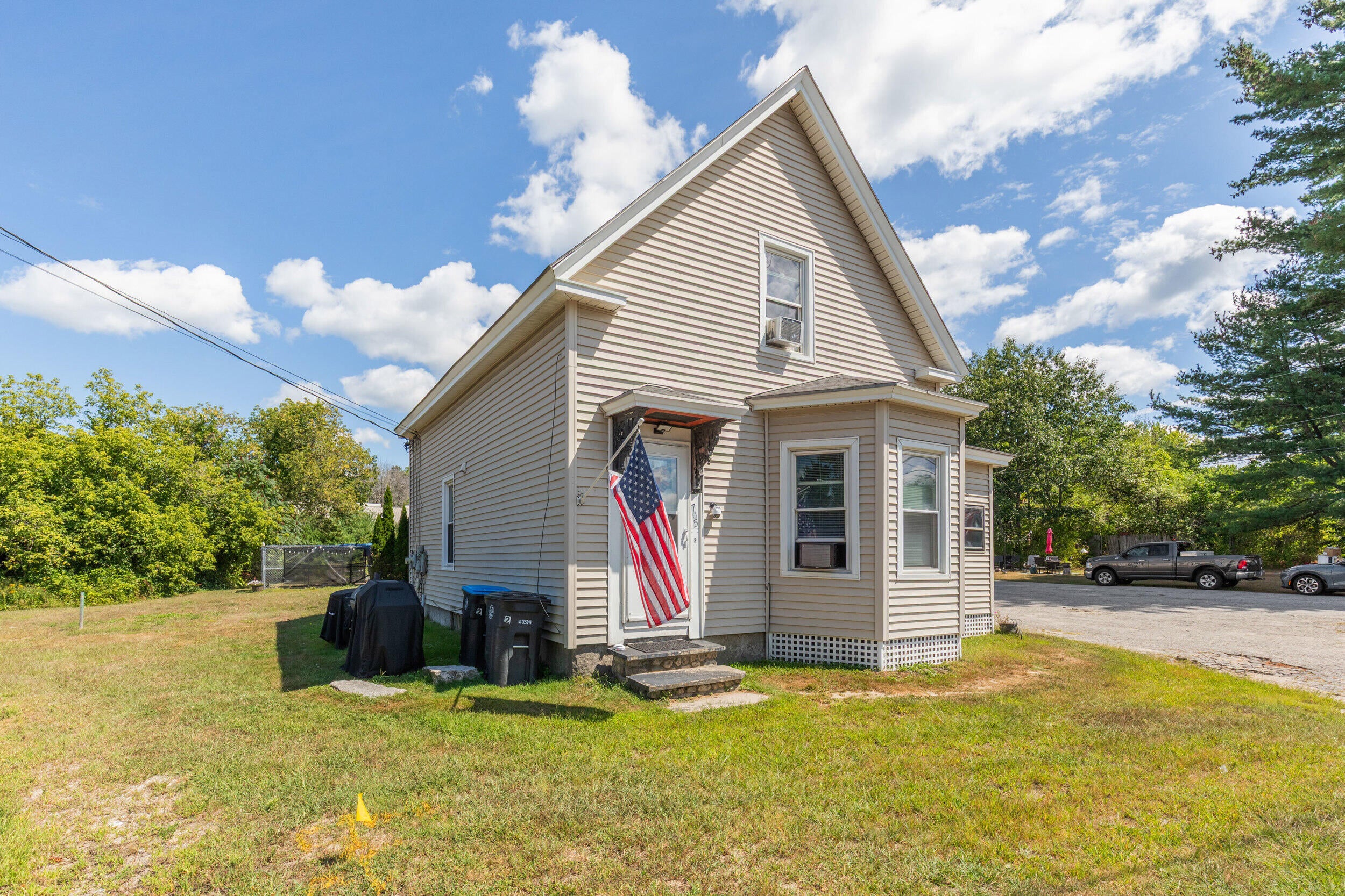 705 Roosevelt Trail