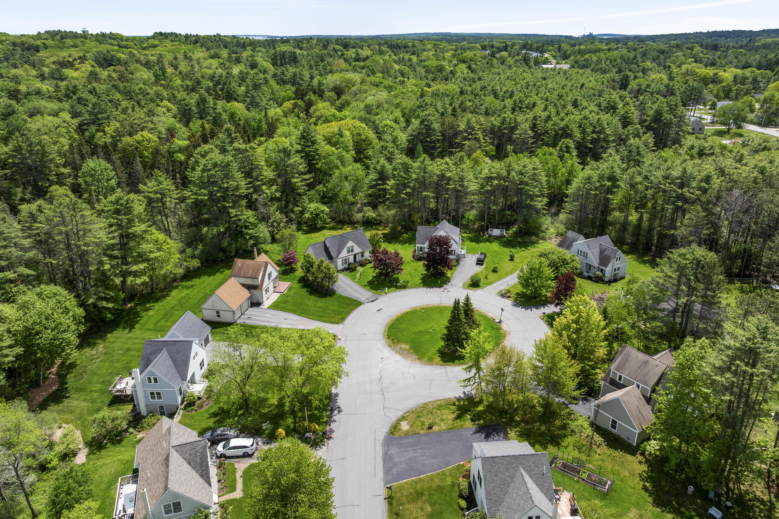 29 Plimoth Way