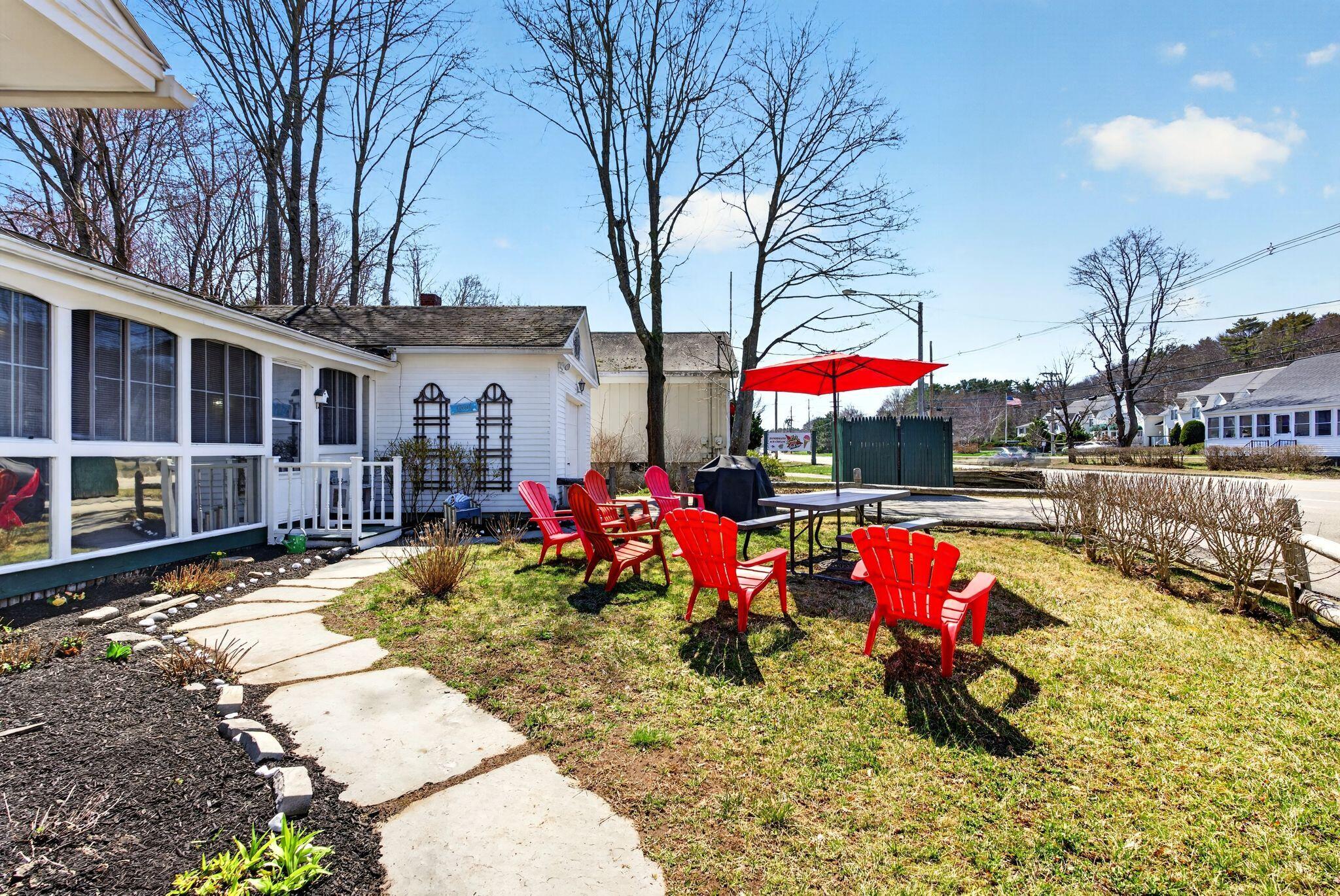 488 Main Street 9