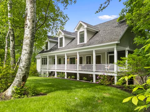 Photo of 4 Forest Glen Drive, Rockport, ME 04856 (MLS # 1666584)