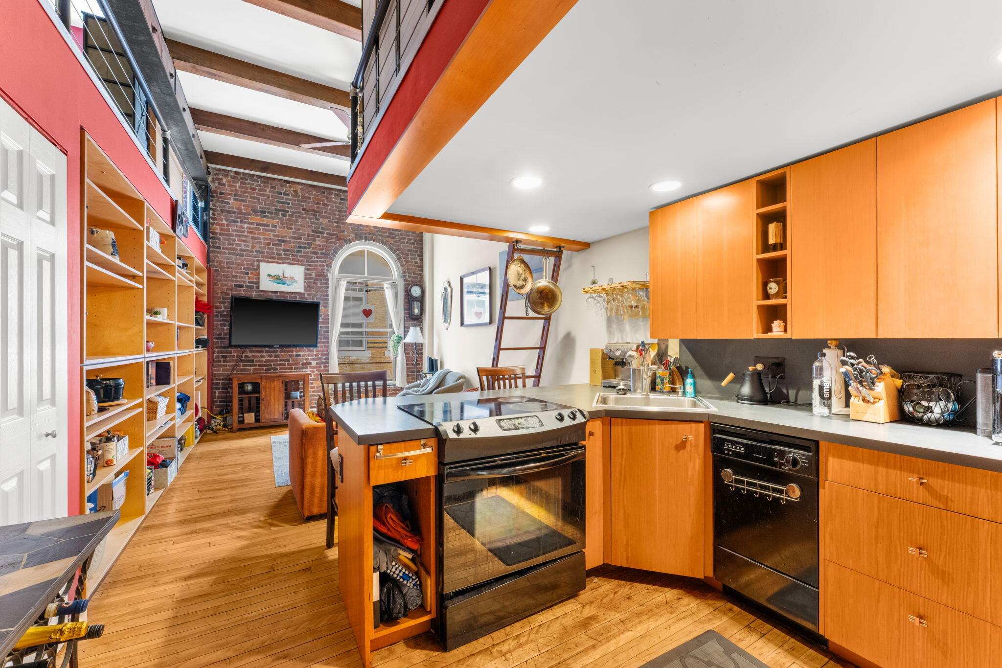 99 Silver Street 2-6