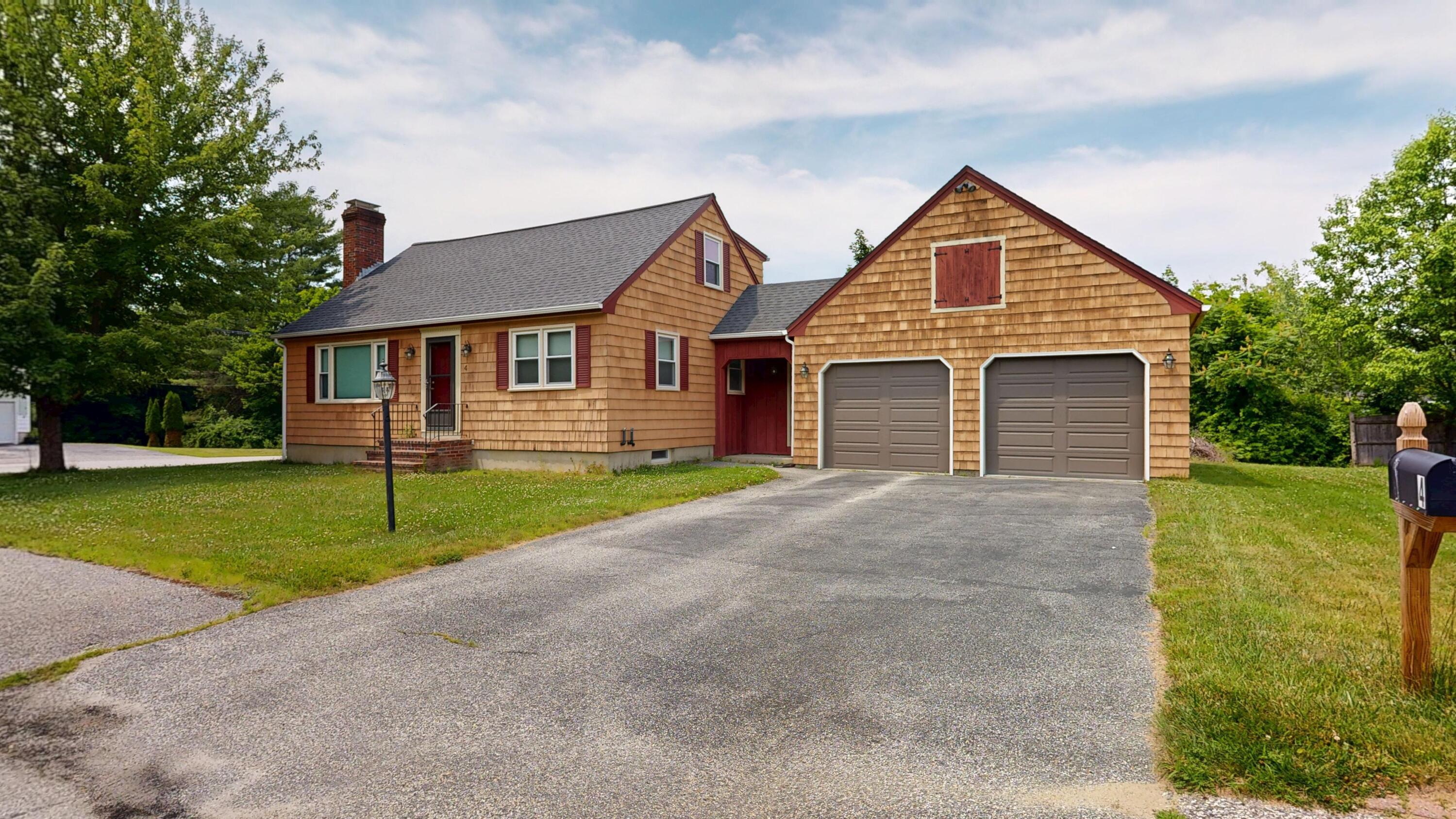4 Belleview Avenue