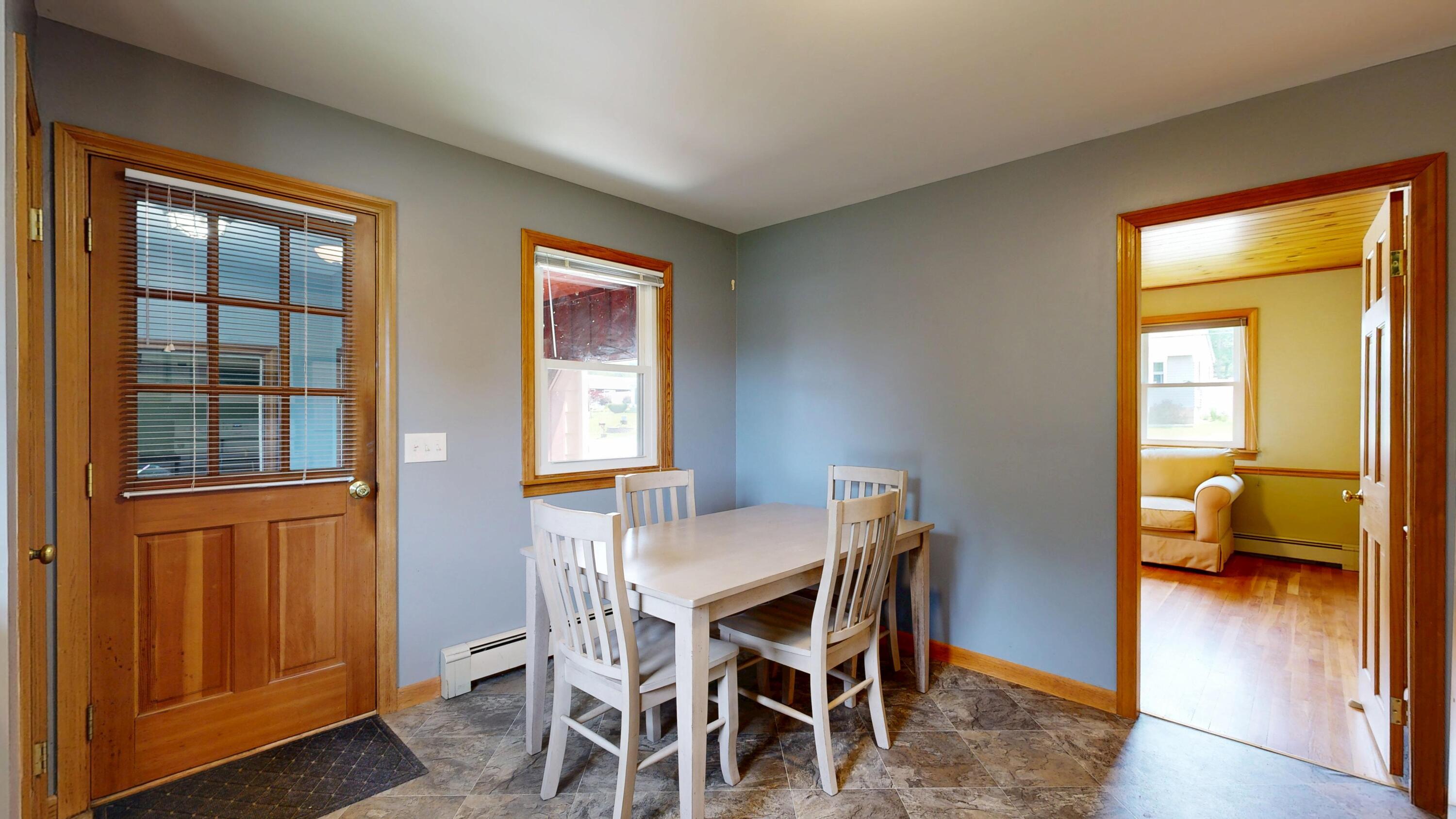 4 Belleview Avenue