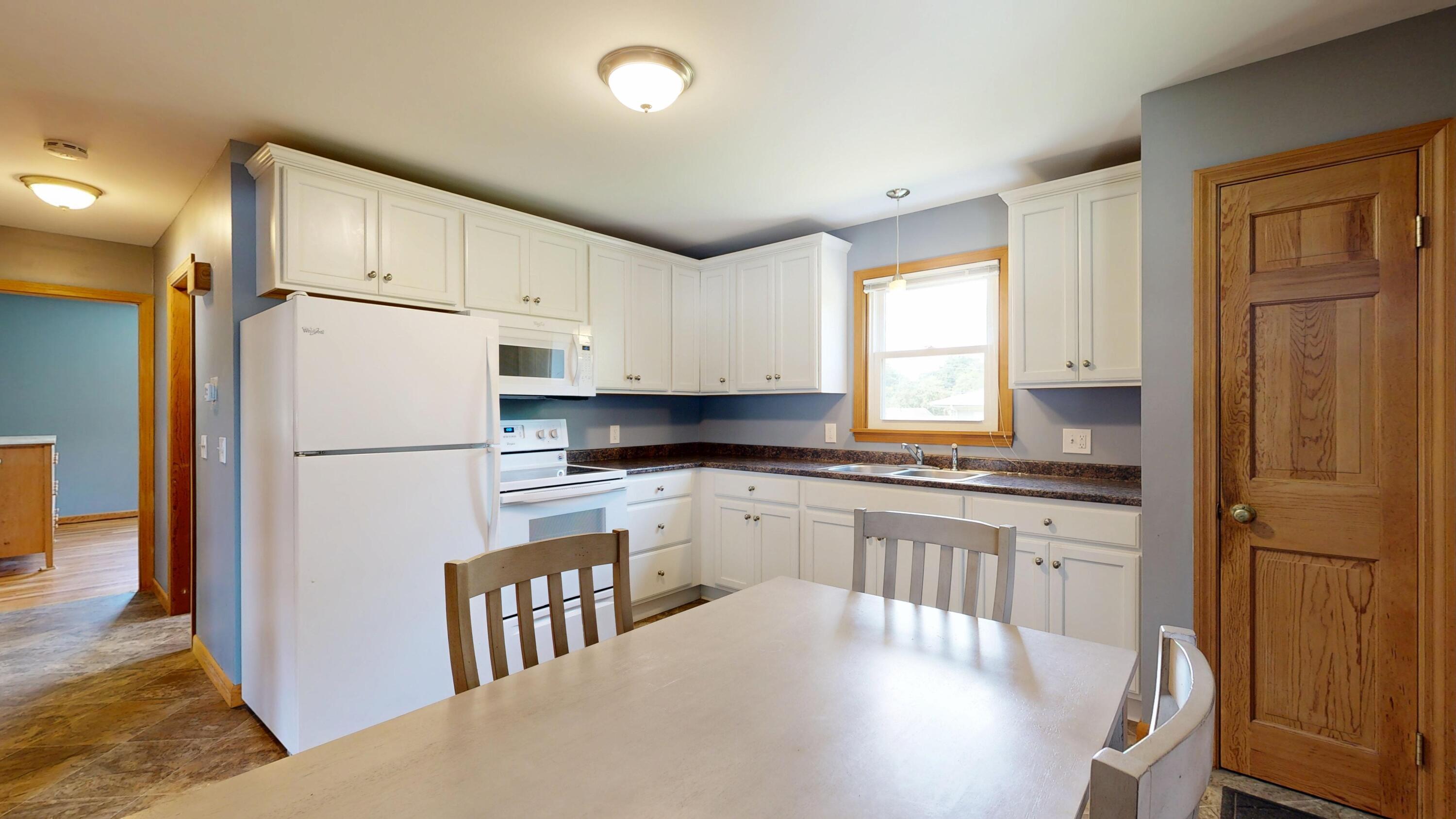 4 Belleview Avenue