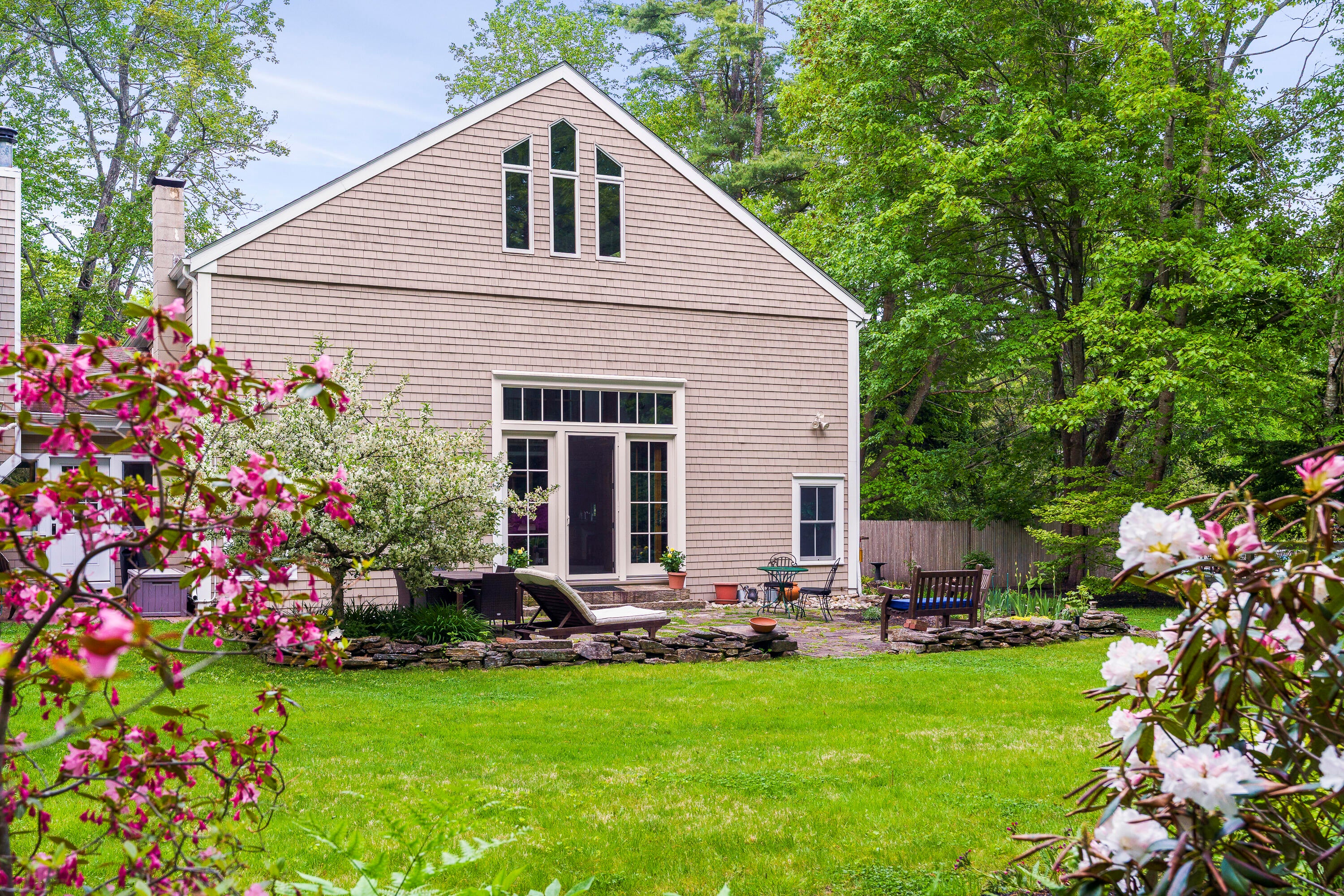 9 Conifer Ridge Road