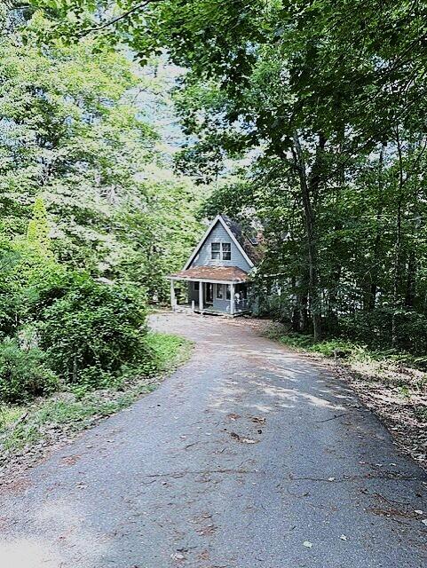555 Townhouse Road