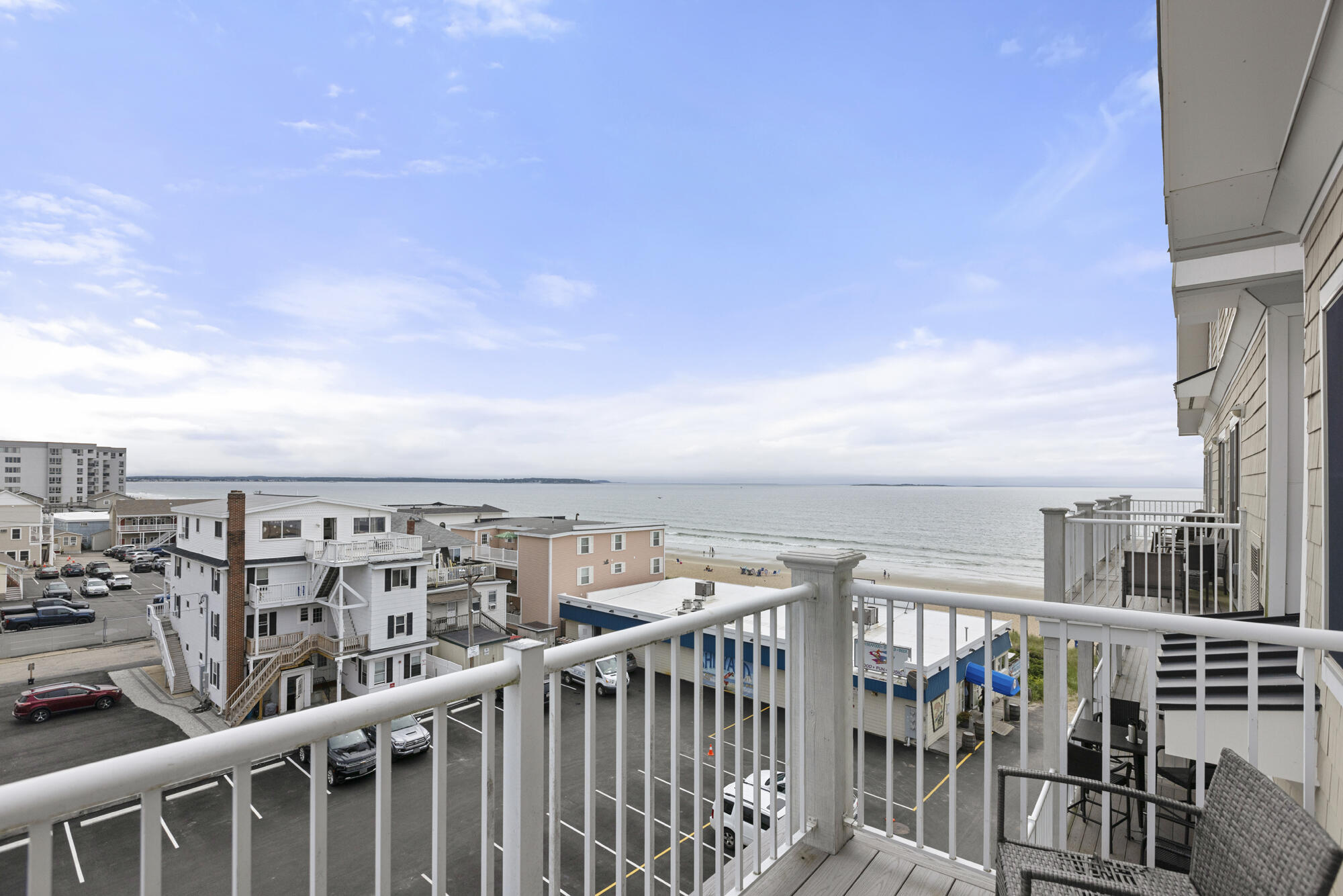 1 E Grand Avenue 503