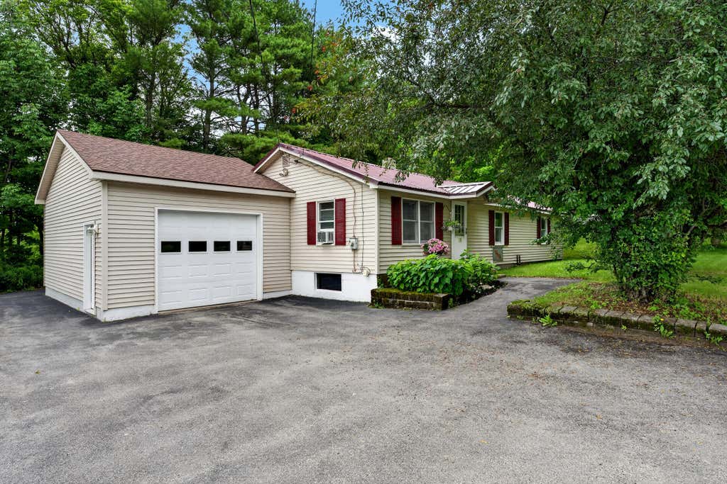 Photo of 18 Granite Hill Road, Manchester, ME 04351 (MLS # 1668863)