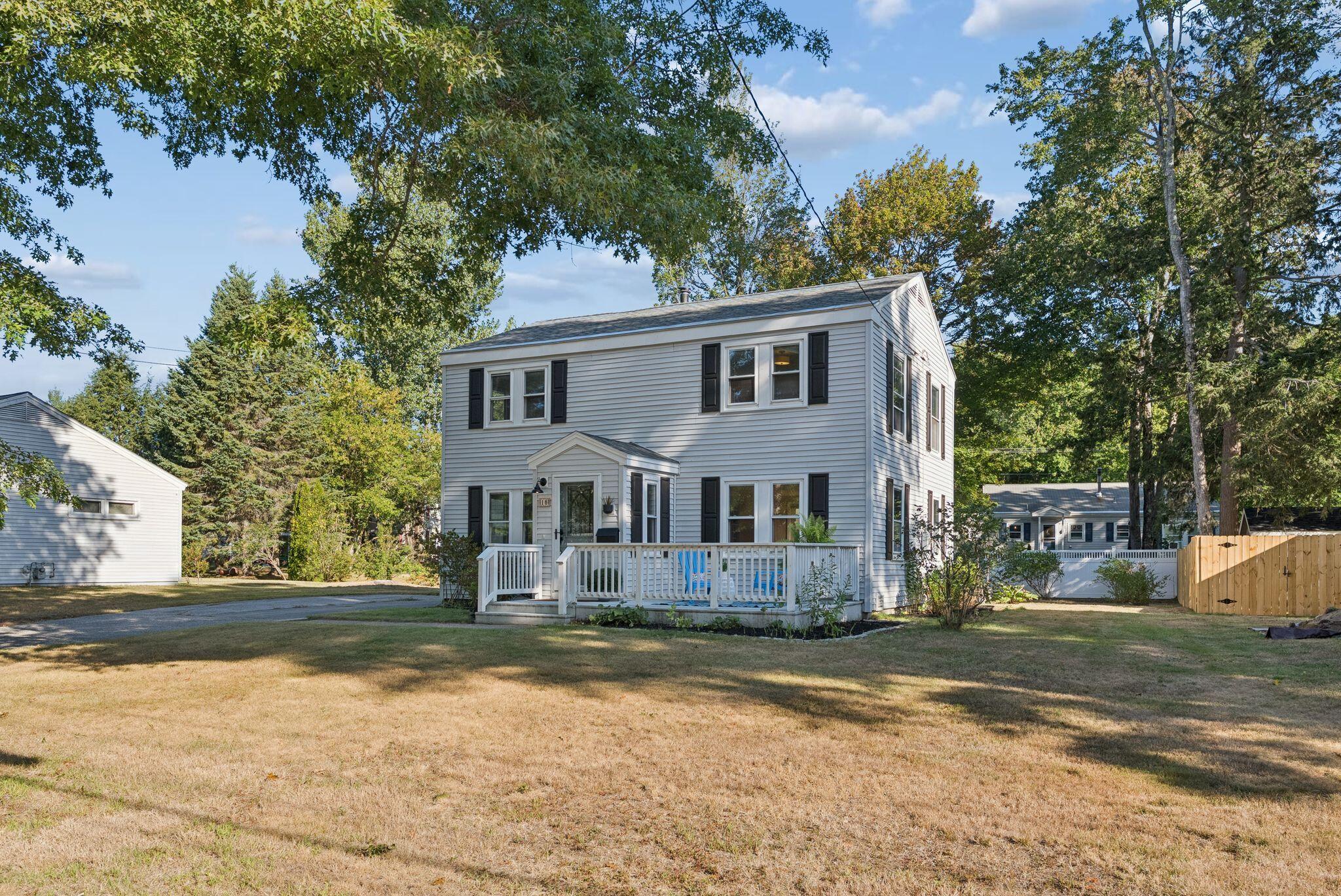 16 Moore Avenue