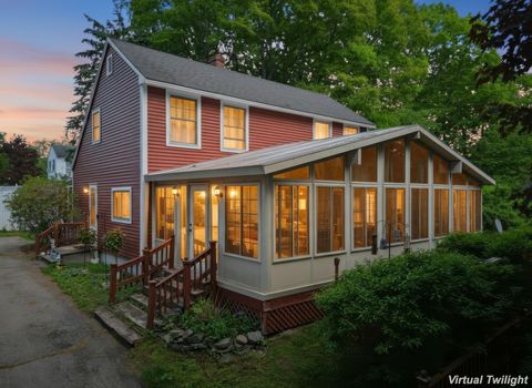 Photo of 21 Dogwood Drive, South Berwick, ME 03908 (MLS # 1664414)