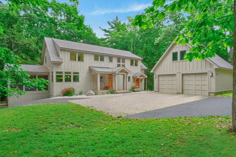 Photo of 76 Hunter Way, Falmouth, ME 04105 (MLS # 1666530)