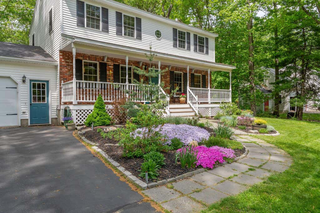 Photo of 31 Melden Drive, Brunswick, ME 04011 (MLS # 1665208)