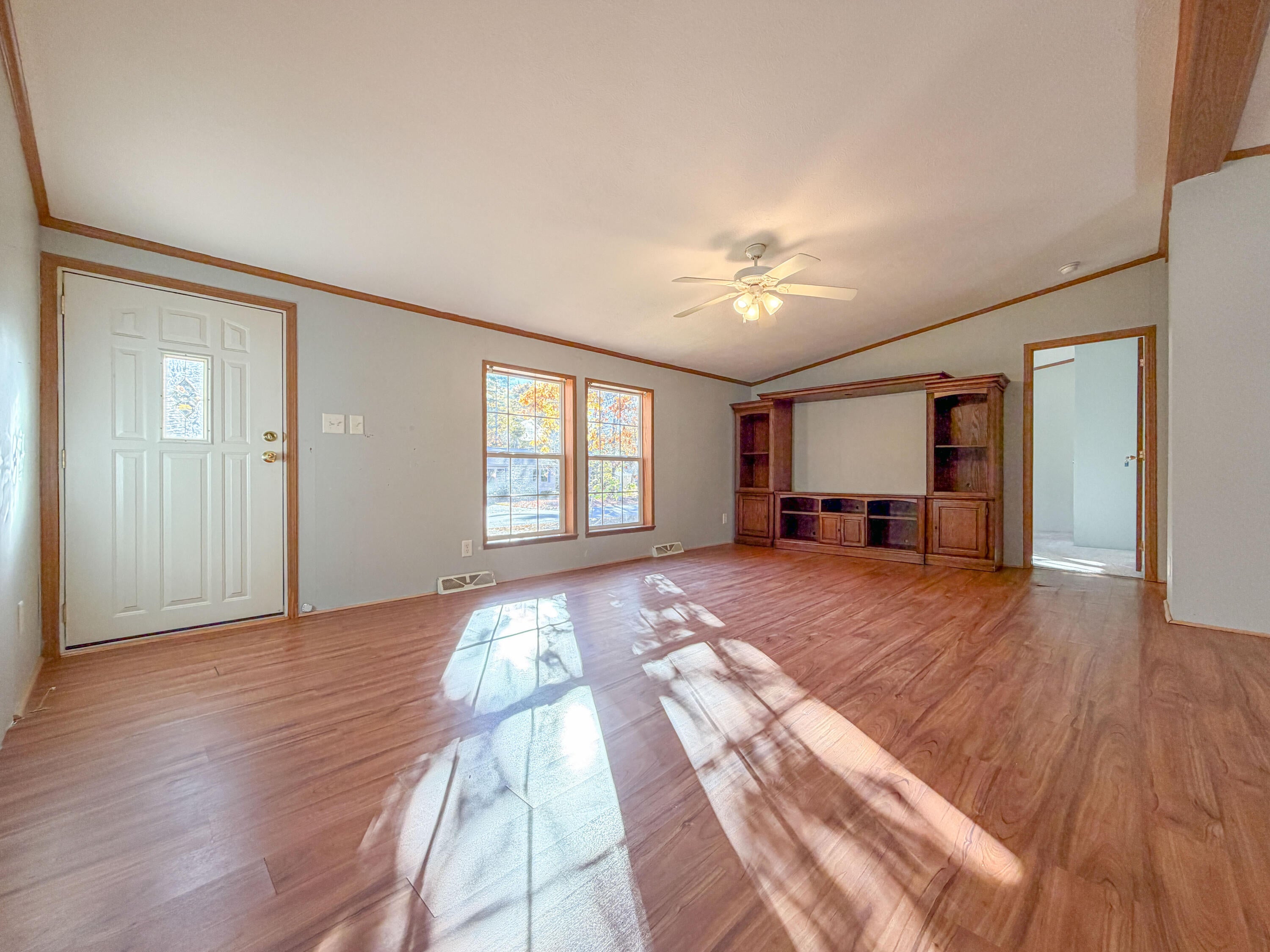 27 Deer Hill Avenue