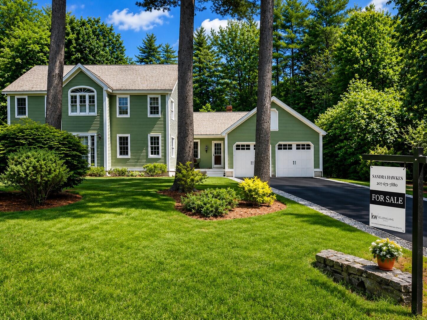 38 Lakeside Drive