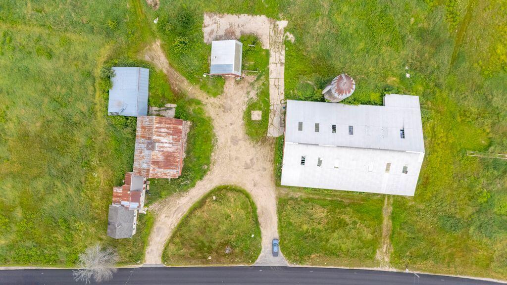 697 Sokokis Avenue