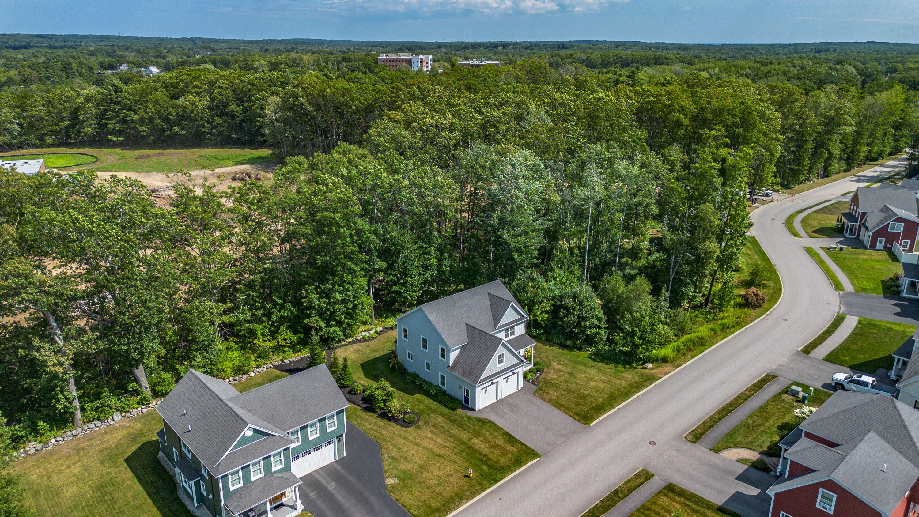 15 Leighton Farm Road