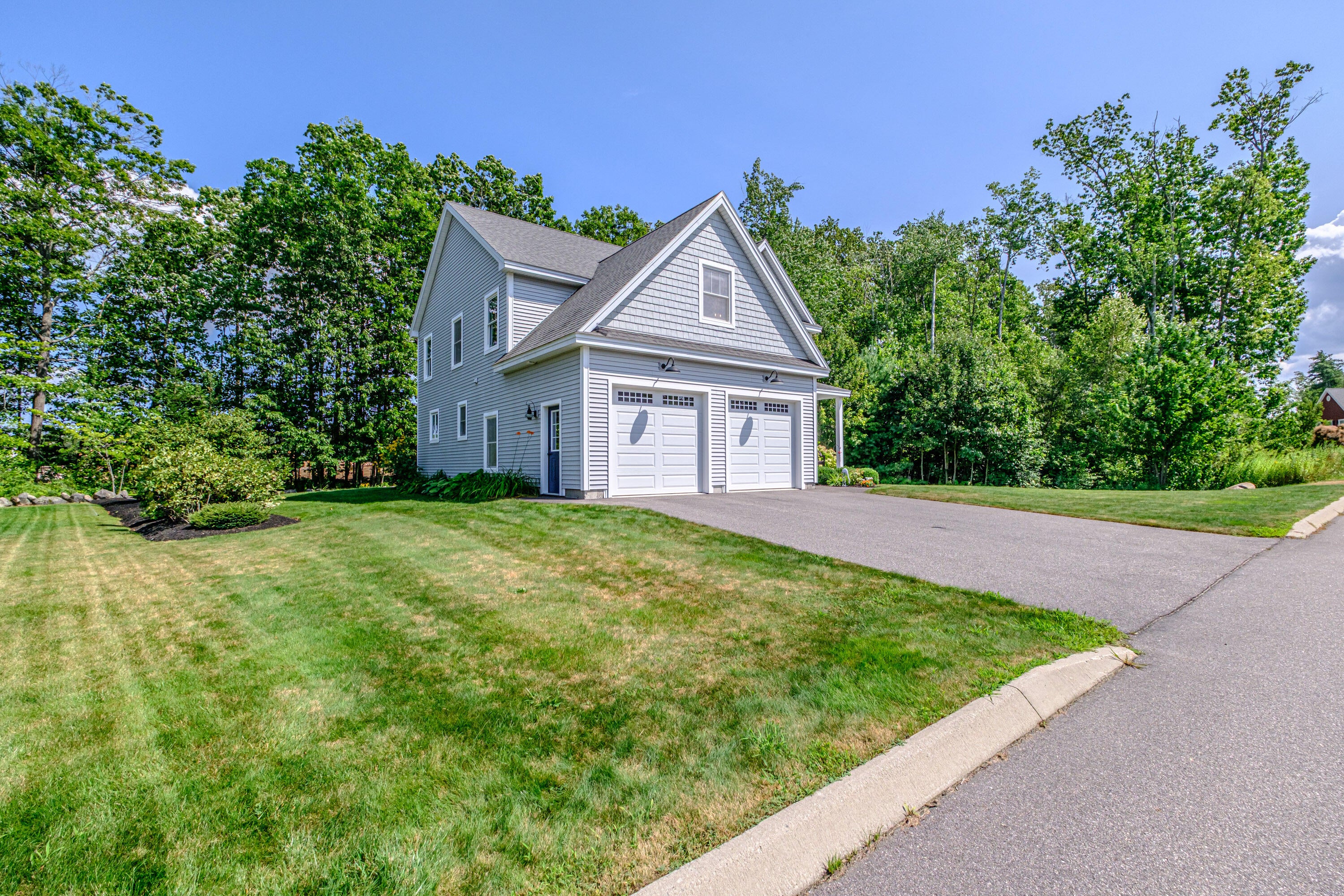 15 Leighton Farm Road