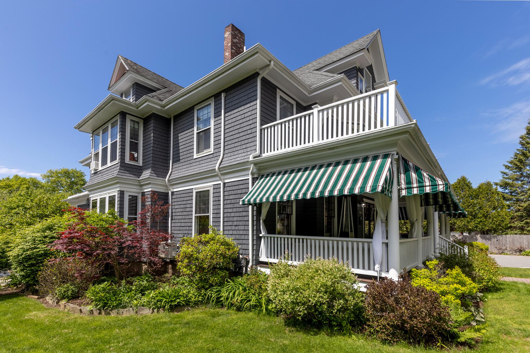118 Clark Point Road